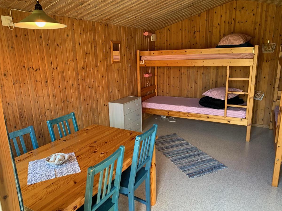 Haestveda Vandrarhem Och Stugor Extérieur photo
