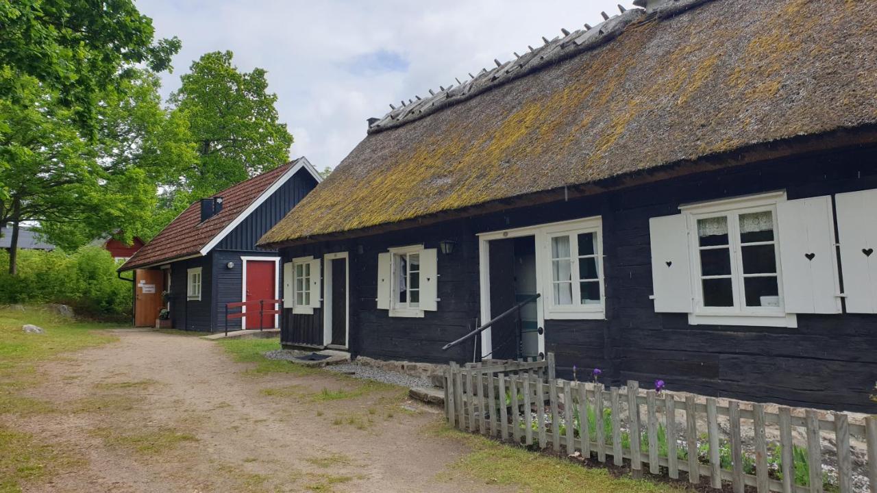 Haestveda Vandrarhem Och Stugor Extérieur photo
